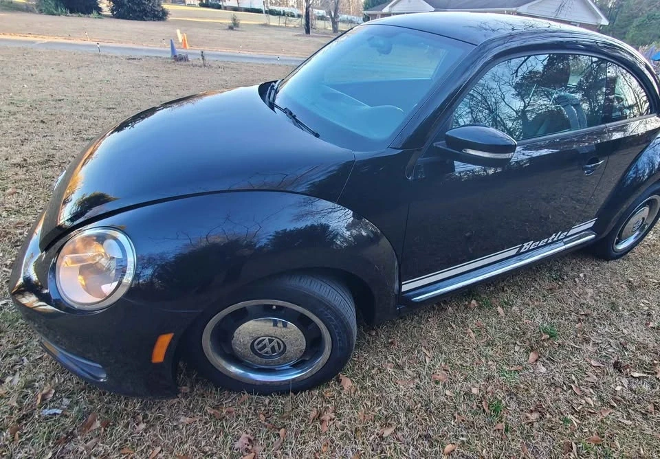 2012 Volkswagen A5 Beetle - Image 6 of 19