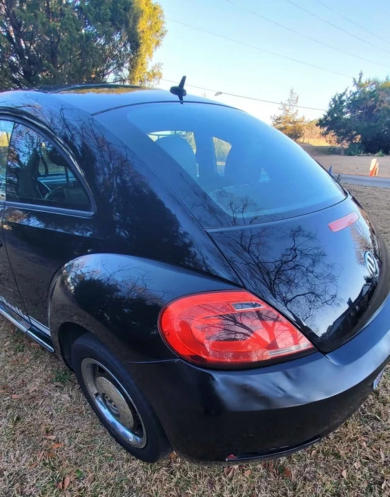2012 Volkswagen A5 Beetle - Image 2 of 19