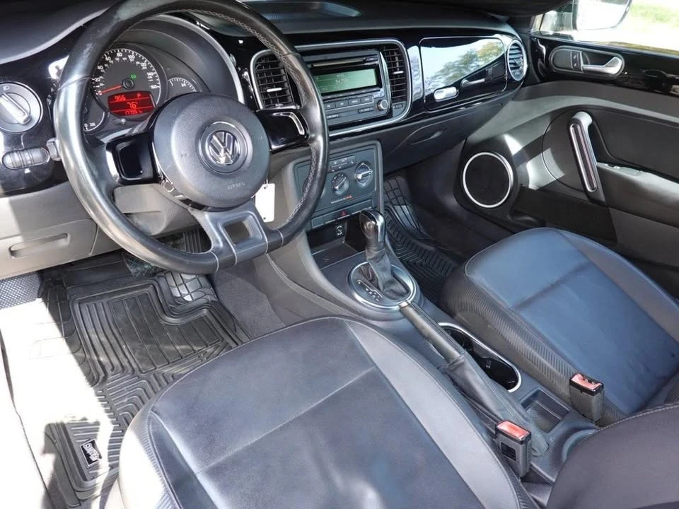 2012 Volkswagen A5 Beetle - Image 9 of 15
