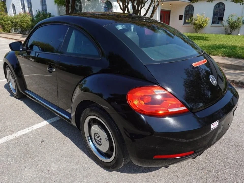 2012 Volkswagen A5 Beetle - Image 5 of 15