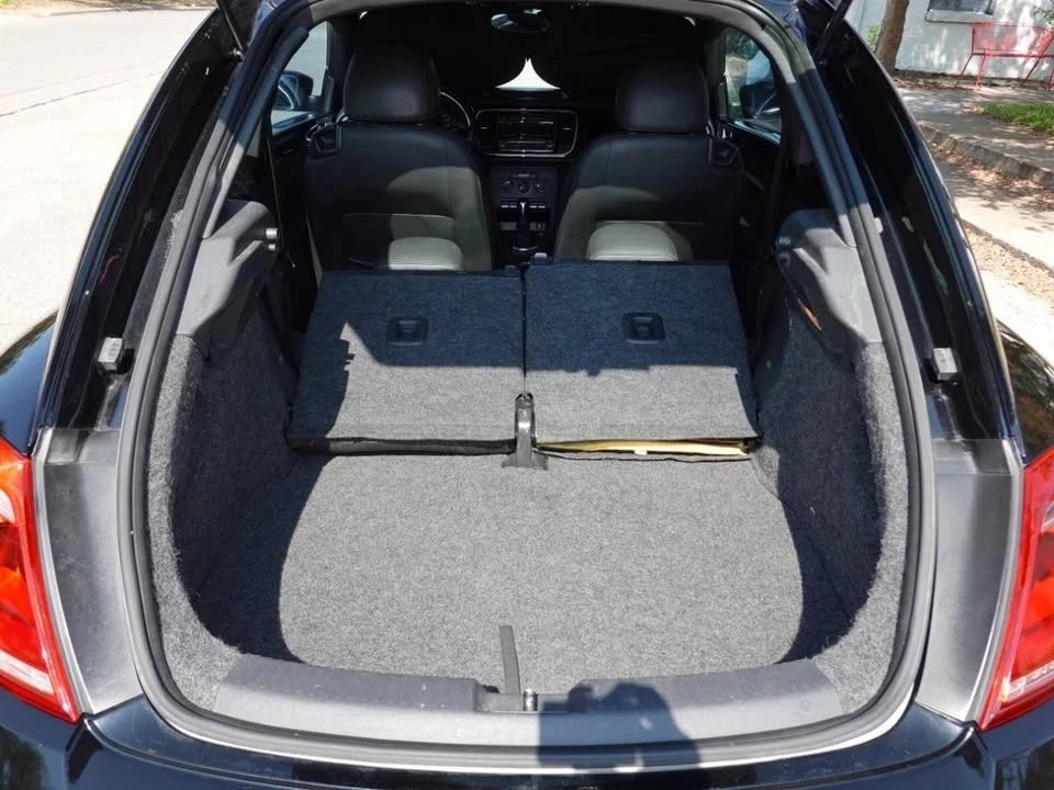2012 Volkswagen A5 Beetle - Image 14 of 15