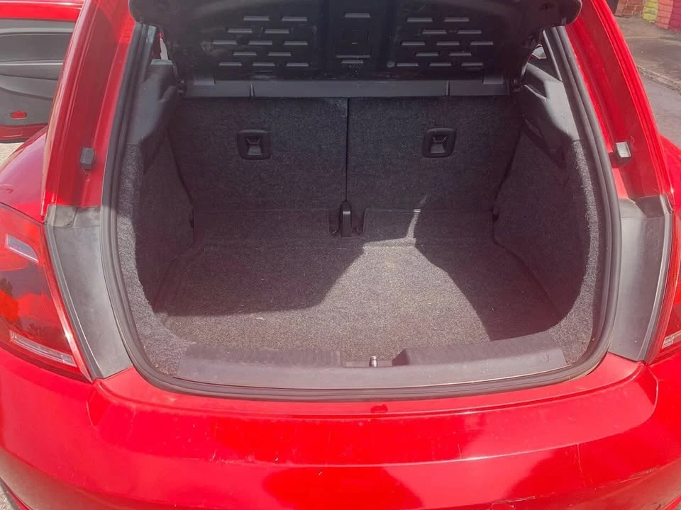 2012 Volkswagen A5 Beetle - Image 10 of 11