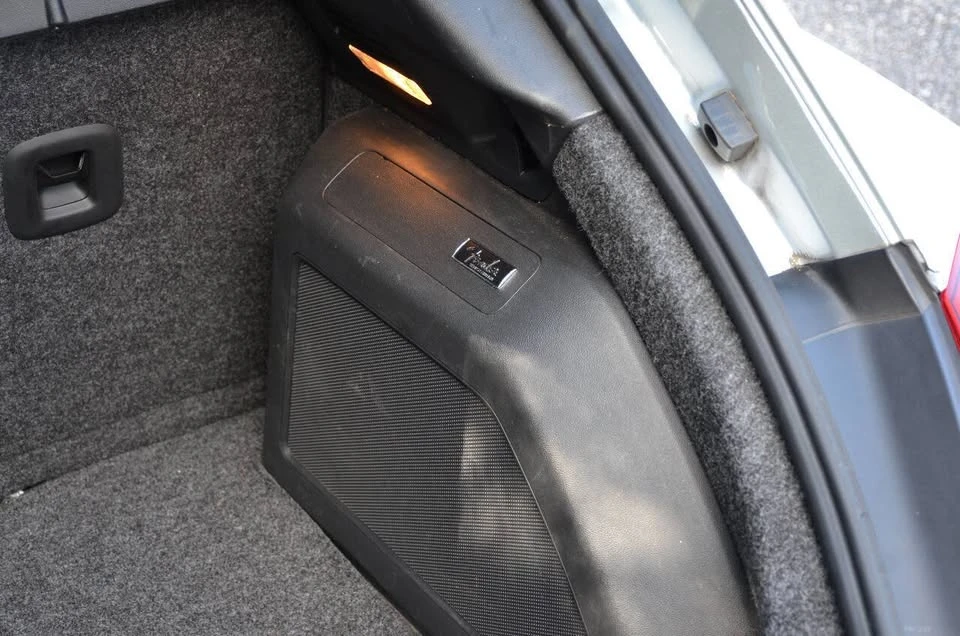 2012 Volkswagen A5 Beetle - Image 10 of 15