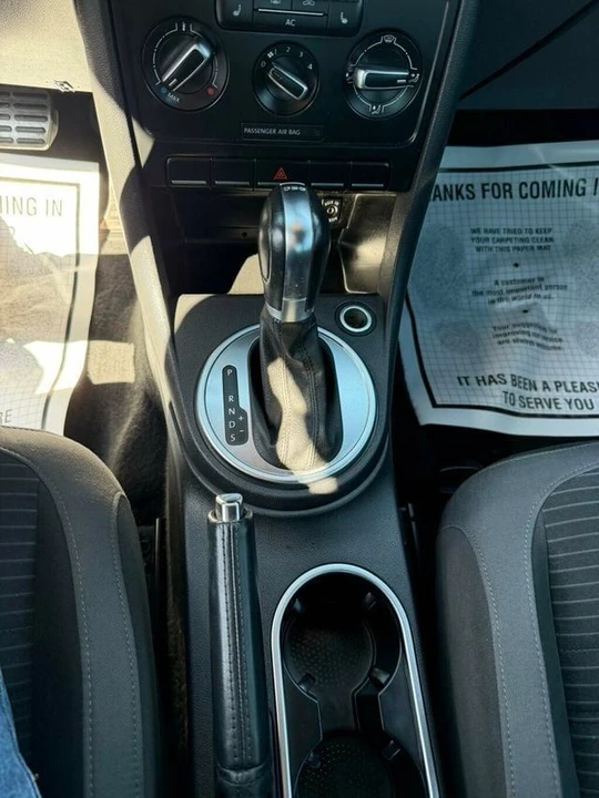 2012 Volkswagen A5 Beetle - Image 11 of 18