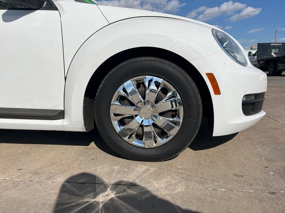 2012 Volkswagen A5 Beetle - Image 5 of 11