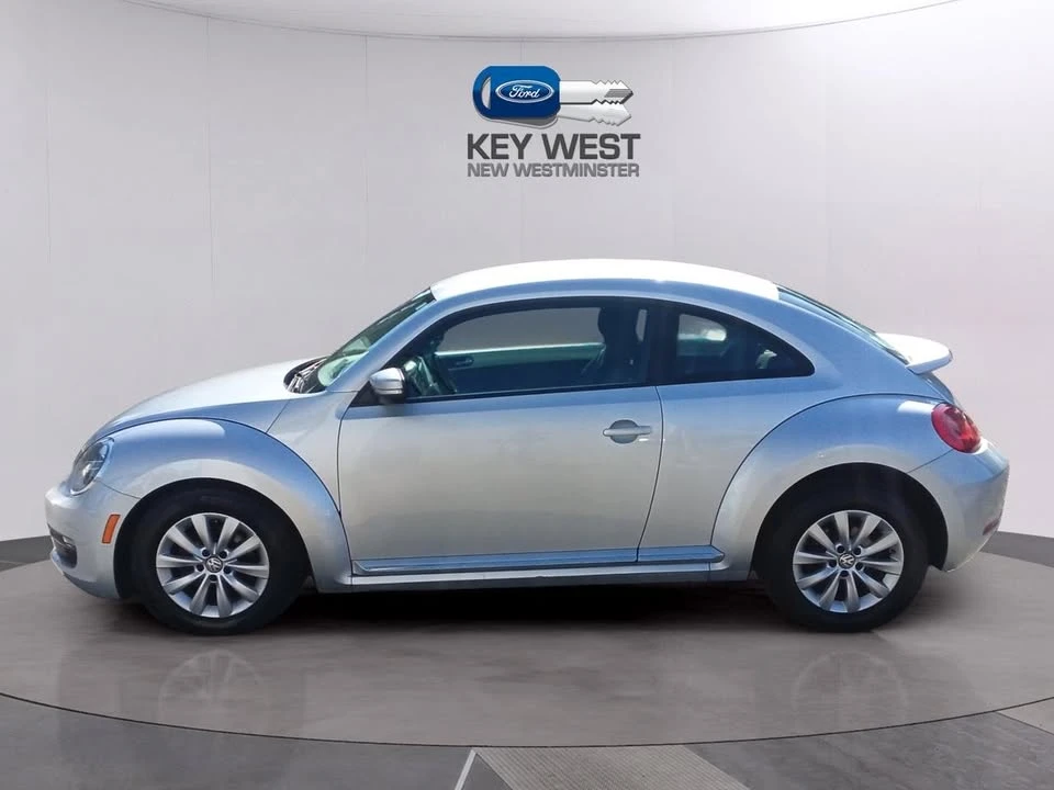 2012 Volkswagen A5 Beetle - Image 2 of 15