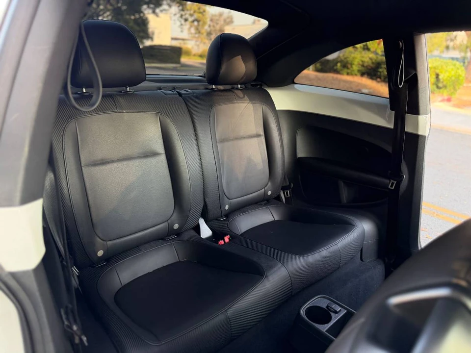 2012 Volkswagen A5 Beetle - Image 18 of 20