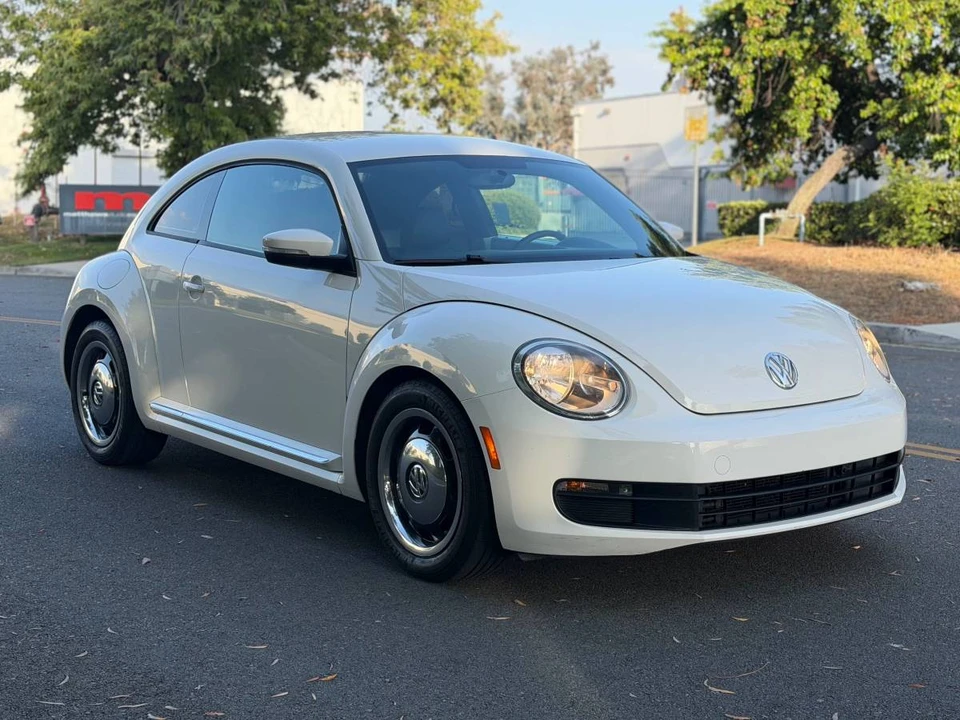 2012 Volkswagen A5 Beetle - Image 5 of 20