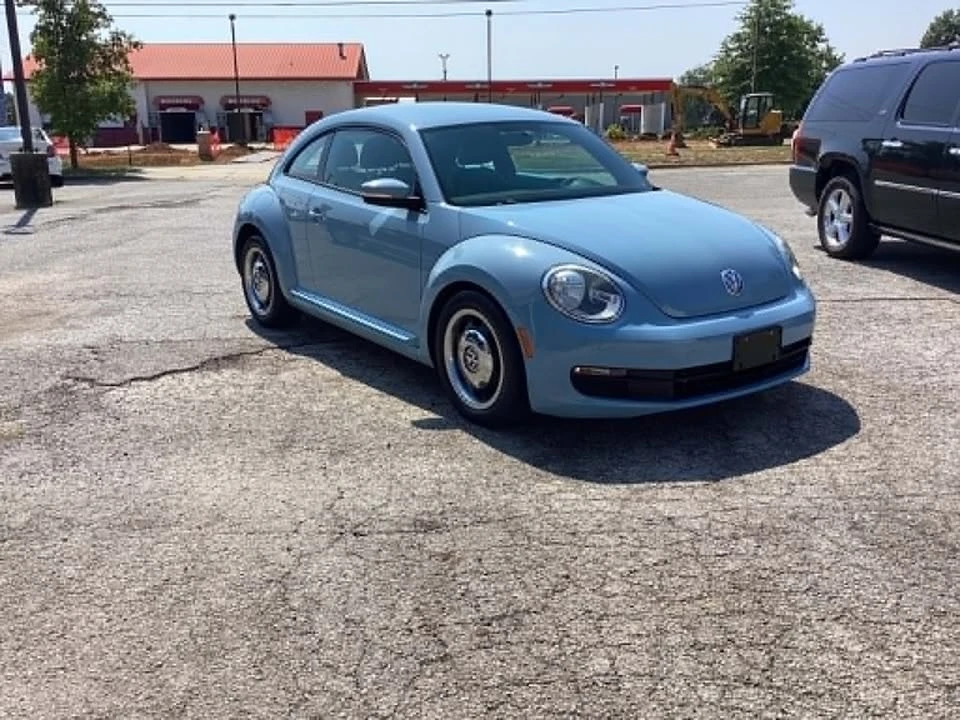 2012 Volkswagen A5 Beetle - Image 3 of 18