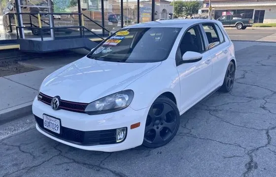 2012 Volkswagen Golf GTI Base PZEV