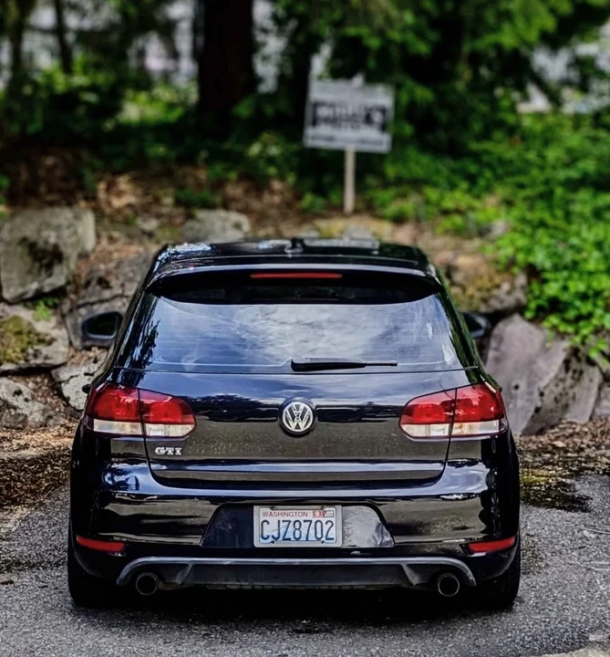 2012 Volkswagen GTI Mk6 - Image 2 of 7