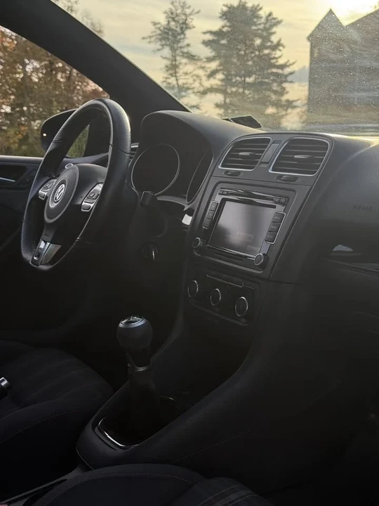 2012 Volkswagen GTI Mk6 - Image 6 of 11