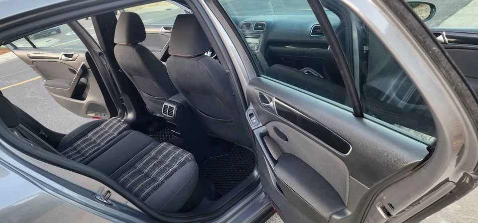 2012 Volkswagen GTI Mk6 - Image 8 of 11