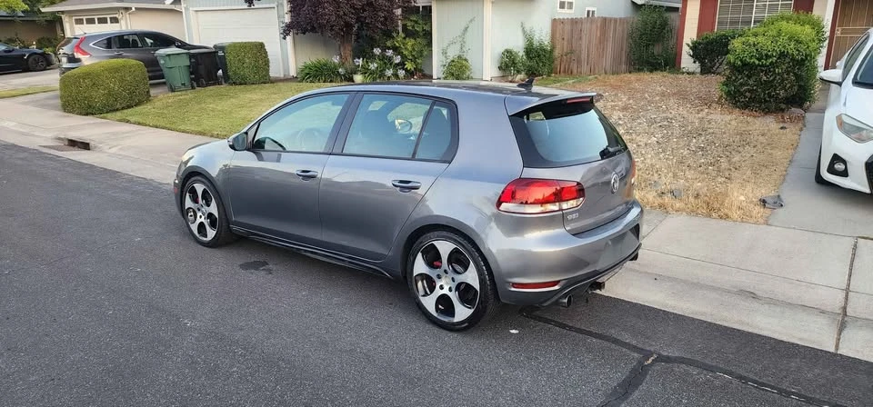 2012 Volkswagen GTI Mk6 - Image 2 of 11