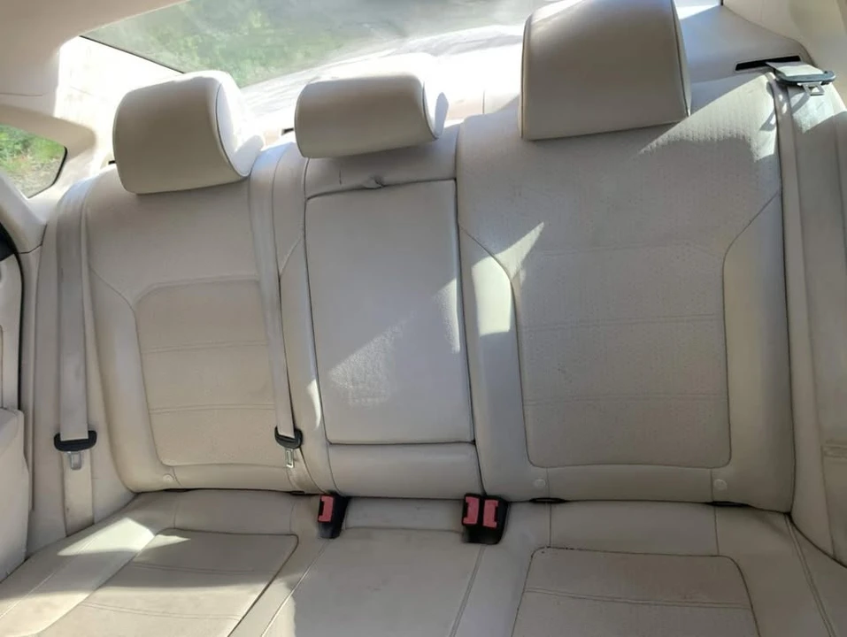 2012 Volkswagen Passat - Image 7 of 9
