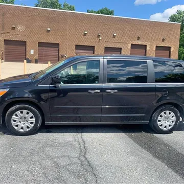 2012 Volkswagen Routan S