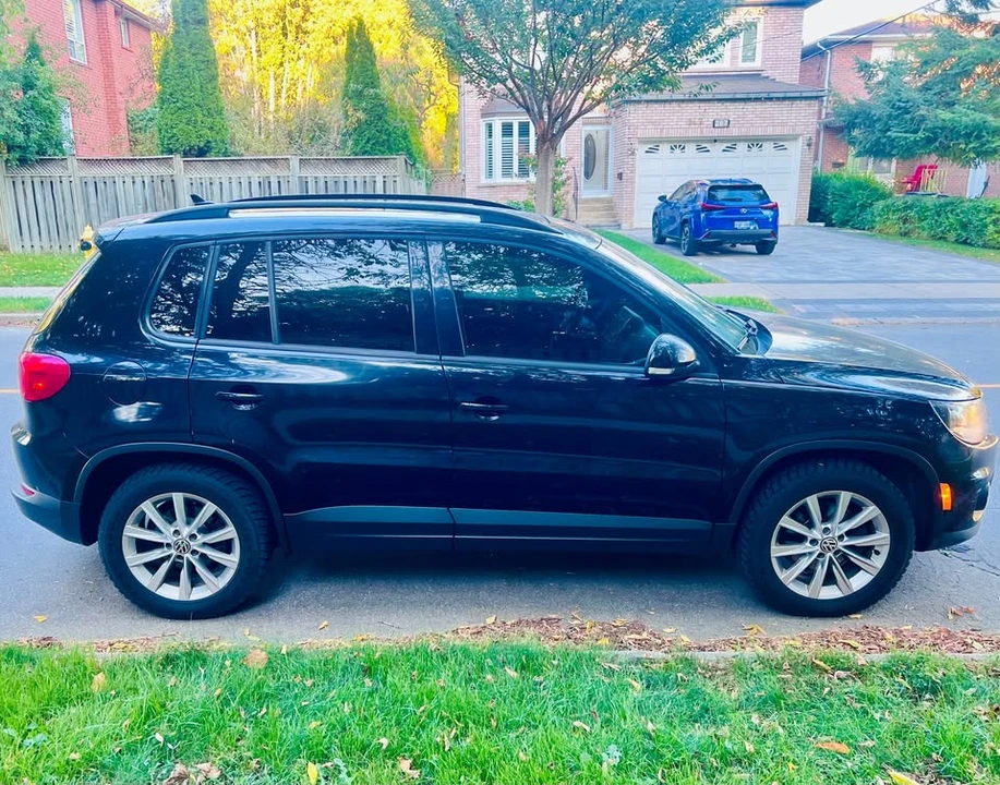 2012 Volkswagen Tiguan - Image 4 of 12