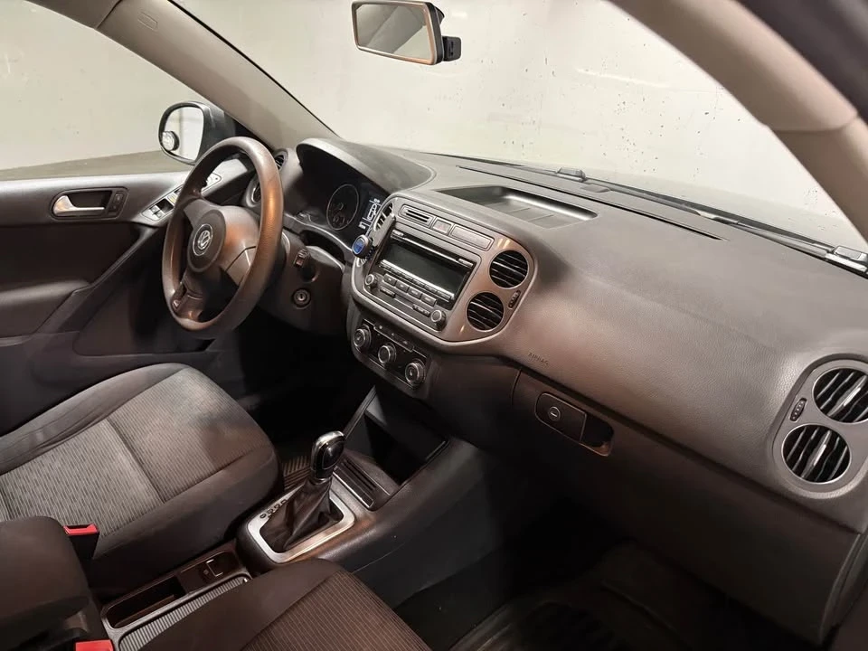 2012 Volkswagen Tiguan - Image 3 of 7