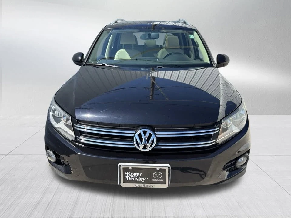 2012 Volkswagen Tiguan - Image 2 of 8