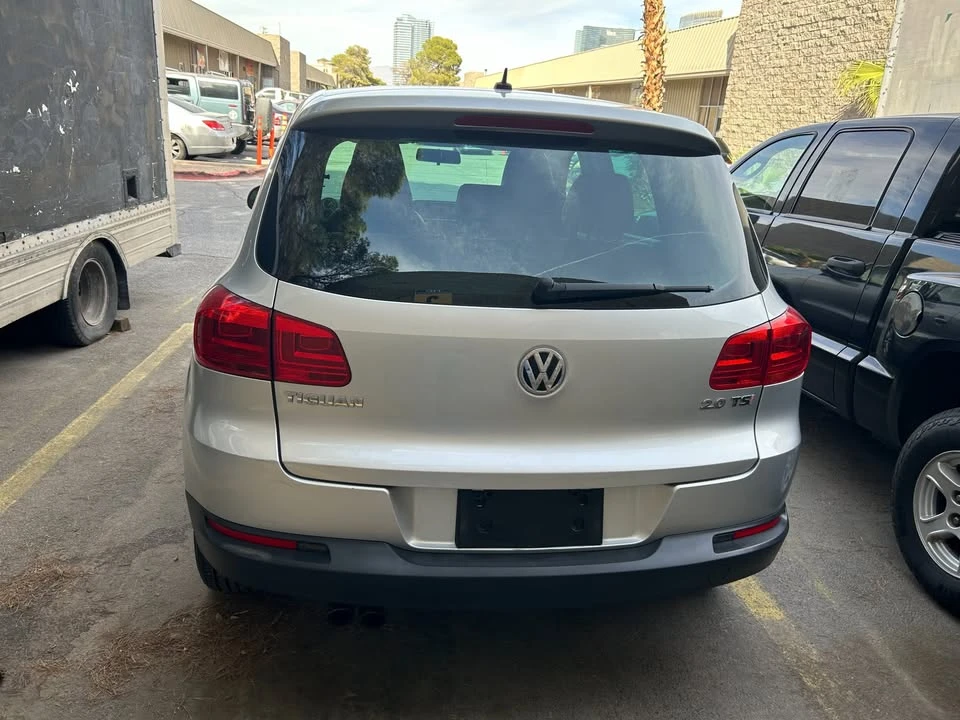 2012 Volkswagen Tiguan - Image 6 of 20