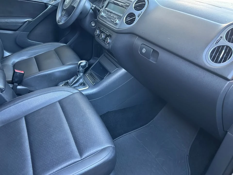 2012 Volkswagen Tiguan - Image 19 of 20