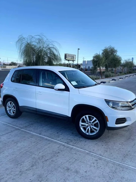2012 Volkswagen Tiguan - Image 3 of 16