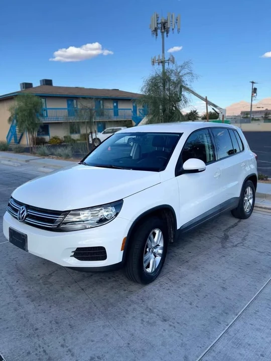 2012 Volkswagen Tiguan - Image 6 of 16
