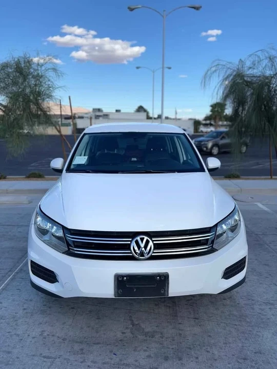 2012 Volkswagen Tiguan - Image 5 of 16
