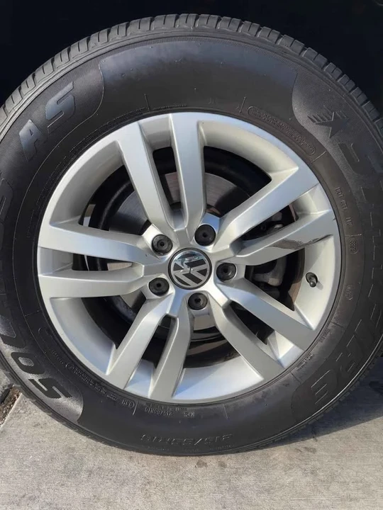 2012 Volkswagen Tiguan - Image 12 of 16