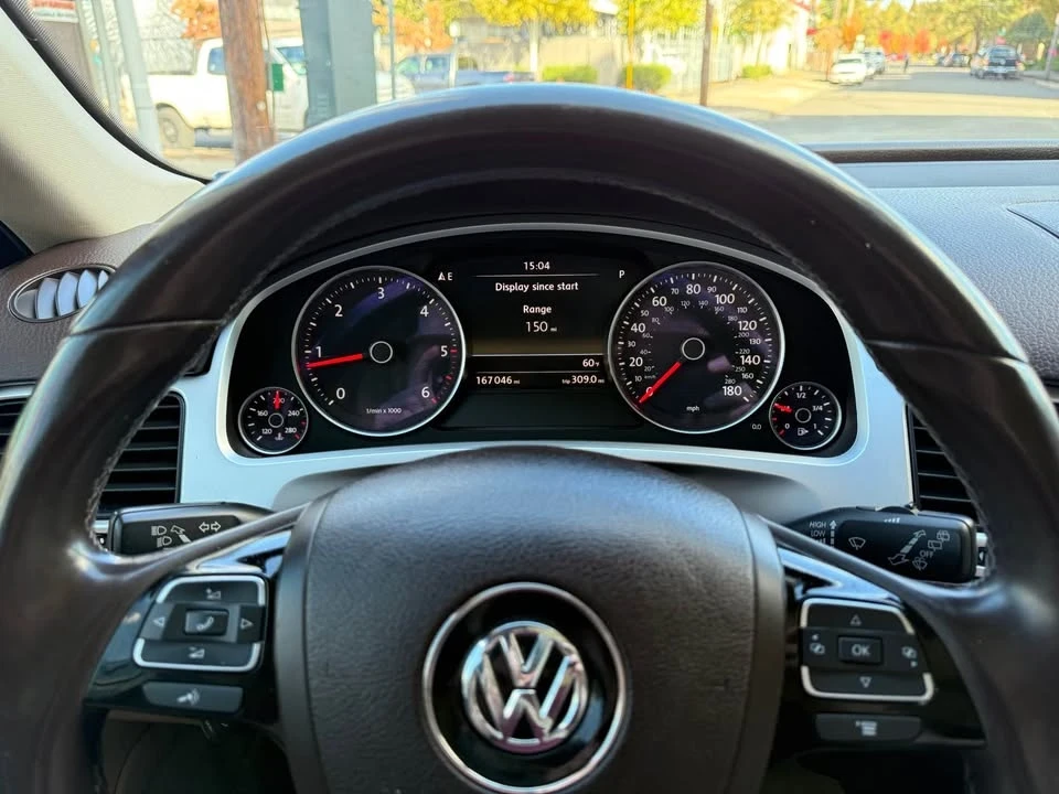2012 Volkswagen Touareg - Image 15 of 15