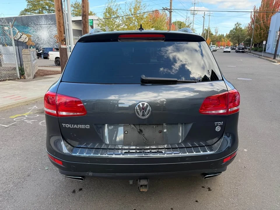 2012 Volkswagen Touareg - Image 5 of 15