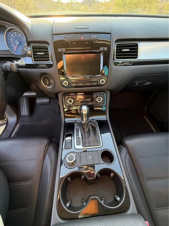 2012 Volkswagen Touareg - Image 12 of 20