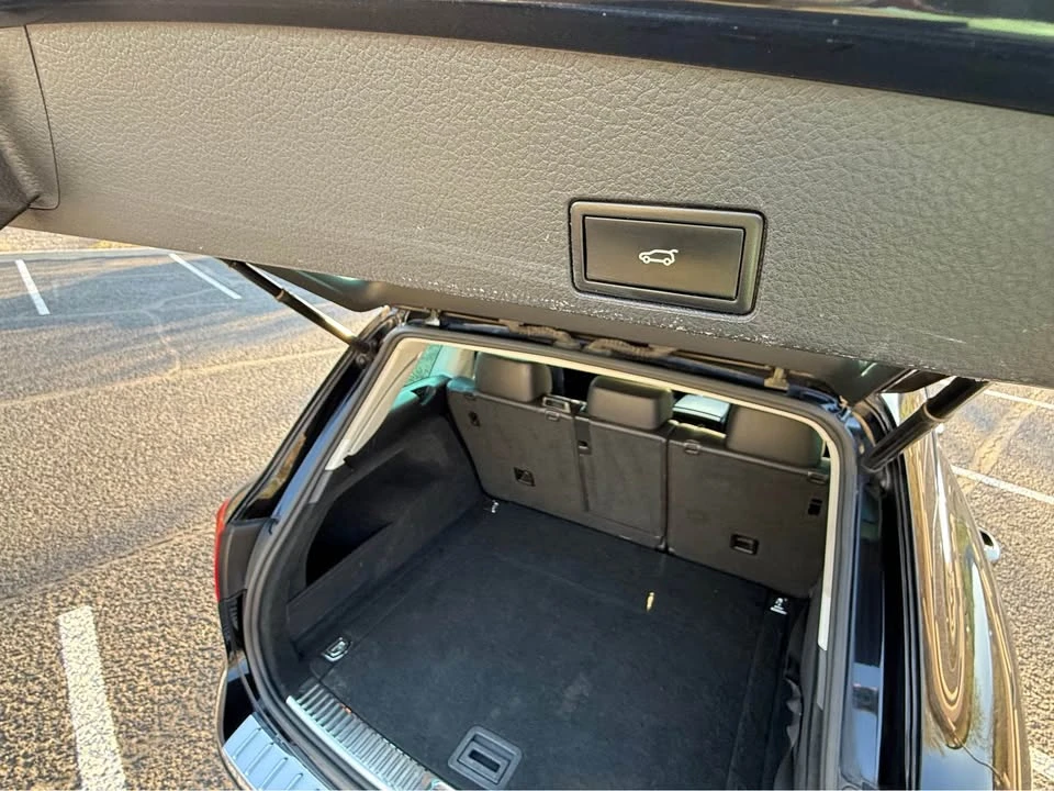 2012 Volkswagen Touareg - Image 18 of 20