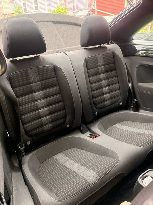 2012 Volkswagen A5 Beetle - Image 5 of 11