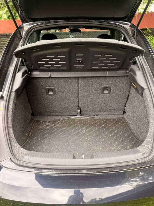 2012 Volkswagen A5 Beetle - Image 3 of 11