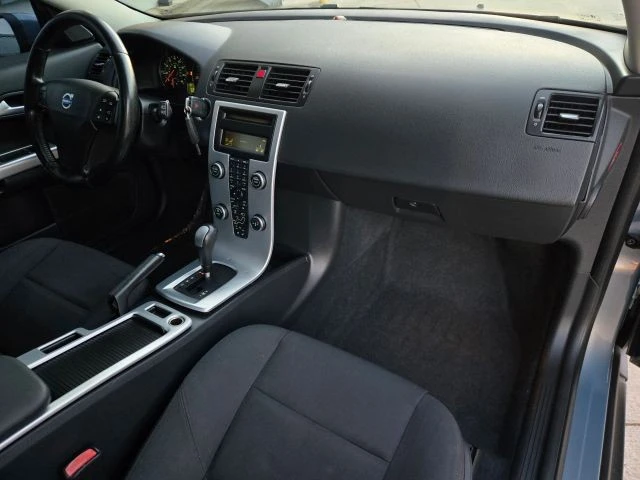 2012 Volvo C30 - Image 2 of 31