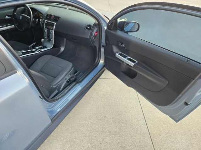 2012 Volvo C30 - Image 19 of 31