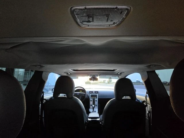 2012 Volvo C30 - Image 17 of 31