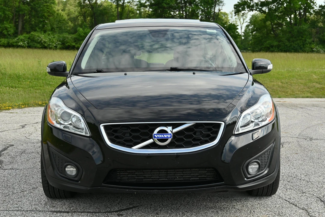 2012 Volvo C30 - Image 2 of 31