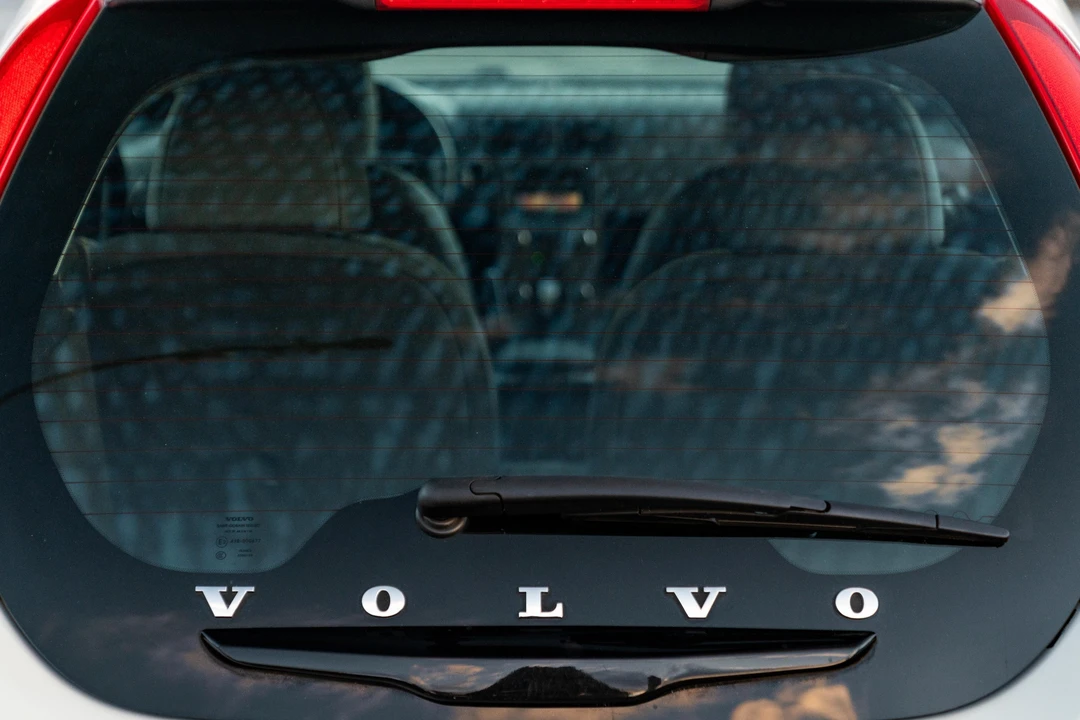 2012 Volvo C30 - Image 19 of 31