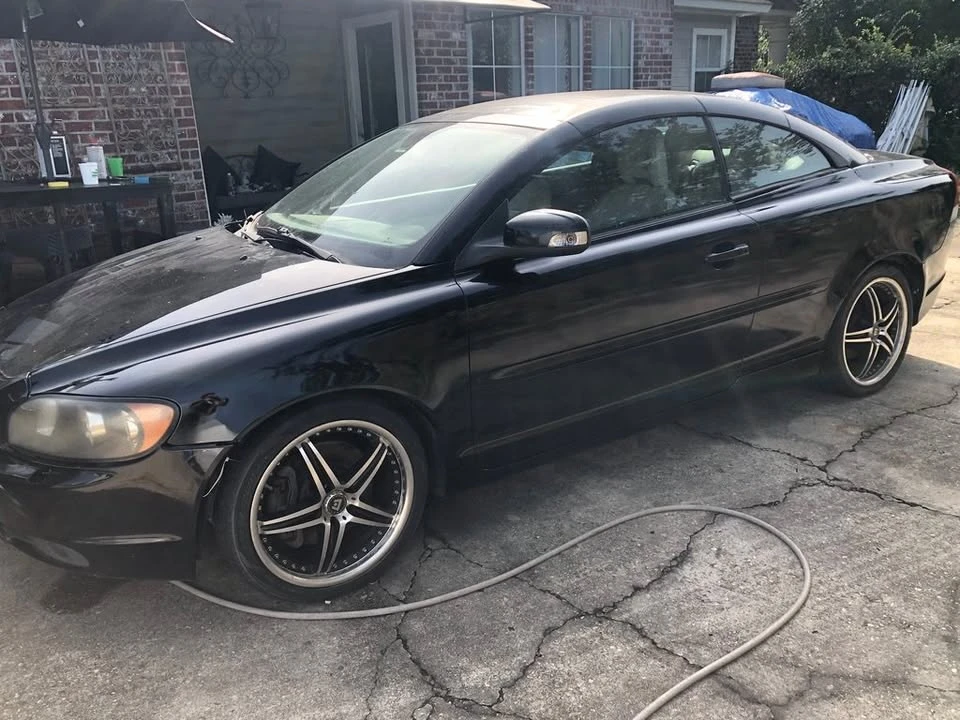 2012 Volvo C70 2nd Gen - Image 2 of 6