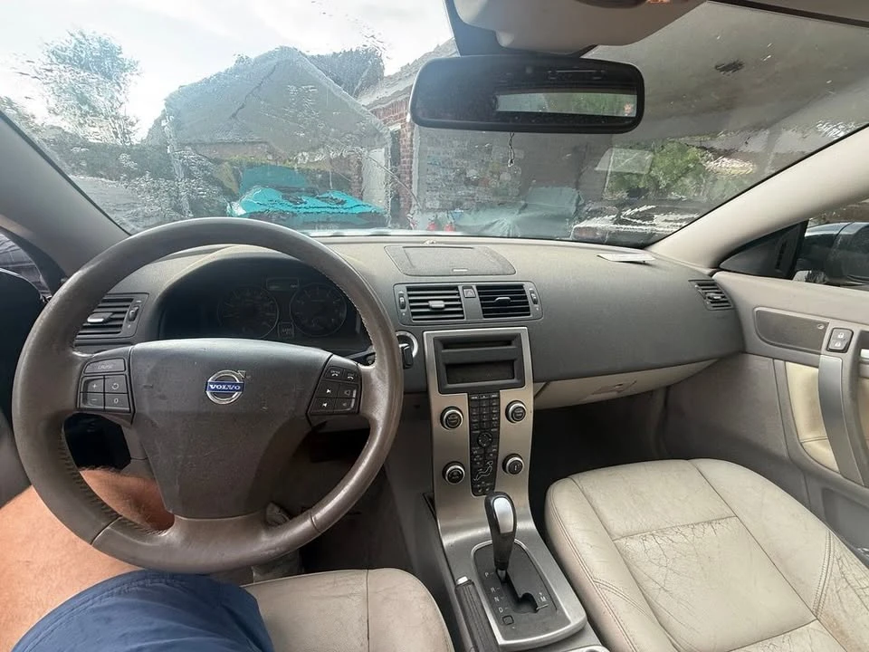2012 Volvo C70 2nd Gen - Image 6 of 6