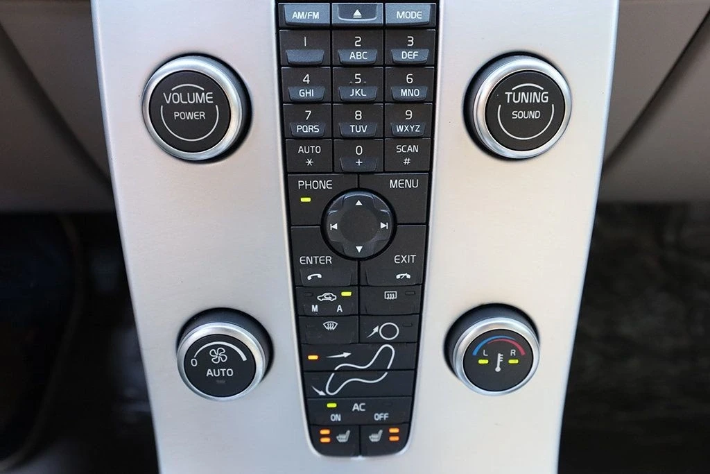 2012 Volvo C70 2nd Gen - Image 11 of 21