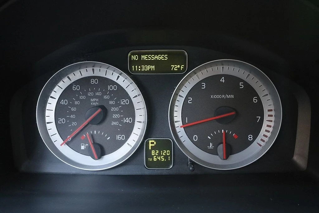 2012 Volvo C70 2nd Gen - Image 12 of 21