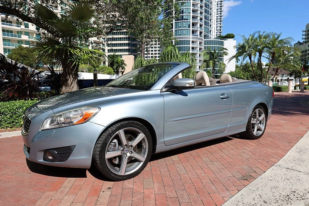 2012 Volvo C70 2nd Gen - Image 16 of 21