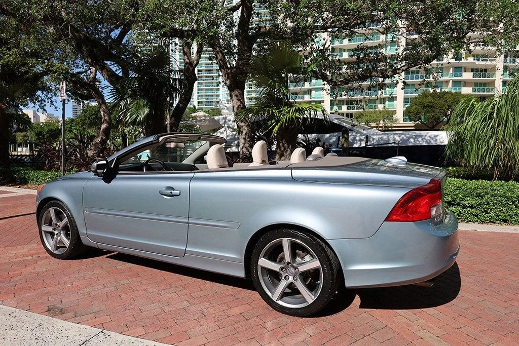 2012 Volvo C70 2nd Gen - Image 4 of 12