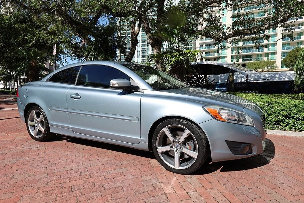 2012 Volvo C70 2nd Gen - Image 17 of 21