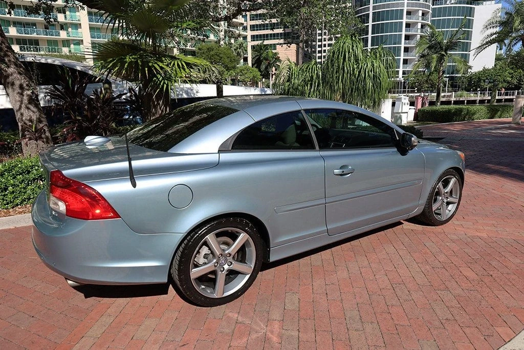 2012 Volvo C70 2nd Gen - Image 19 of 21
