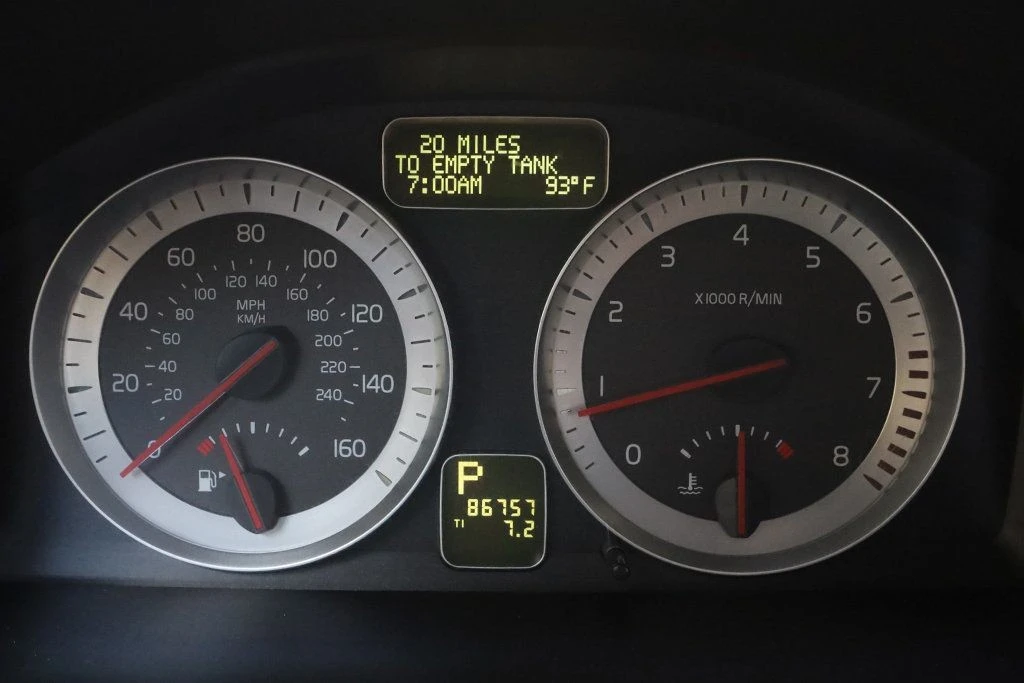 2012 Volvo C70 2nd Gen - Image 12 of 12