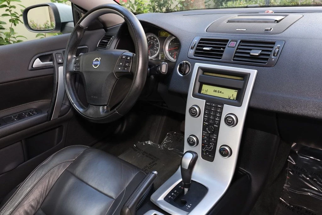 2012 Volvo C70 2nd Gen - Image 9 of 21